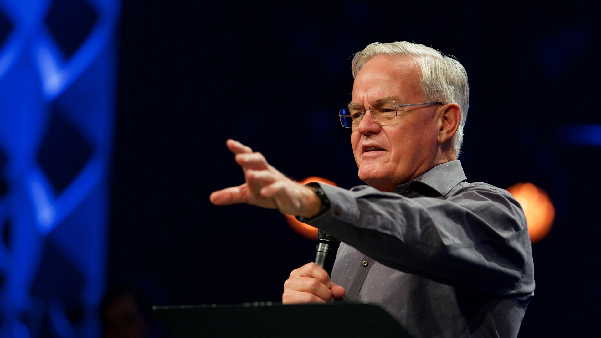 Bill Hybels „Nur die Botschaft von Jesus Christus kann verändern