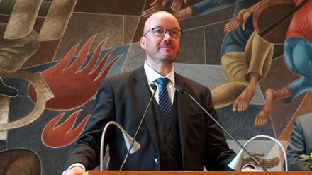 Der sächsische Landesbischof Tobias Bilz reagiert auf die Kritik an UNUM24. Gemeinsam mit den anderen Hauptrednern und den Veranstaltern hat er den Kritikern ein Gesprächsangebot unterbreitet