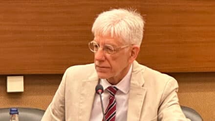 John Eibner, CSI-Präsident kritisiert das IOC für sein Verhalten zu Aserbaidschan scharf.